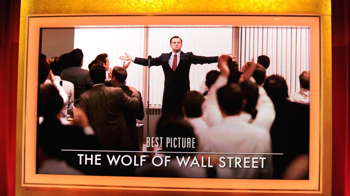 Vlk z Wall Street po česku? ČNB jde po provizích finančních poradců